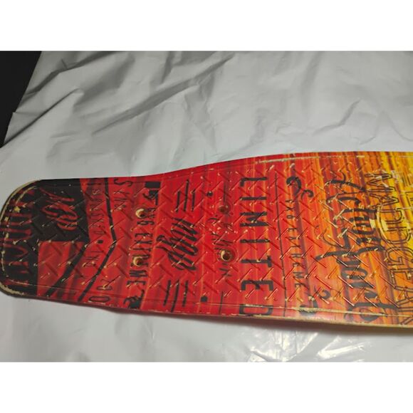 MADD Gear Limited Edition Skateboard Only Approx. 22" - Picture 4 of 8